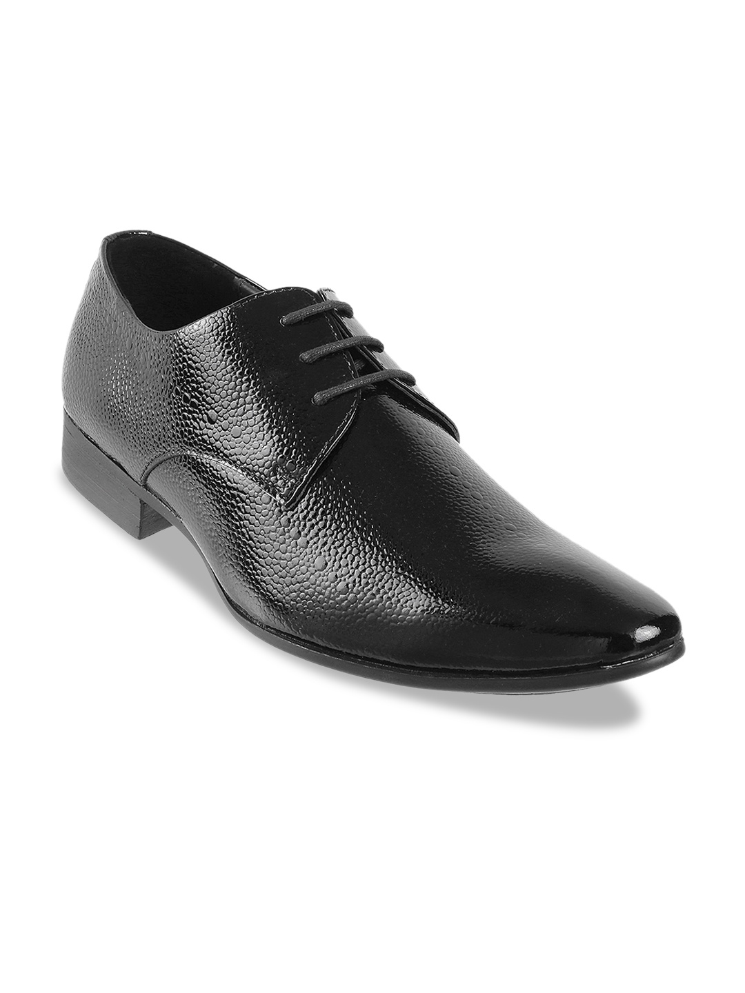 

Metro Men Black Textured Leather Formal Derbys