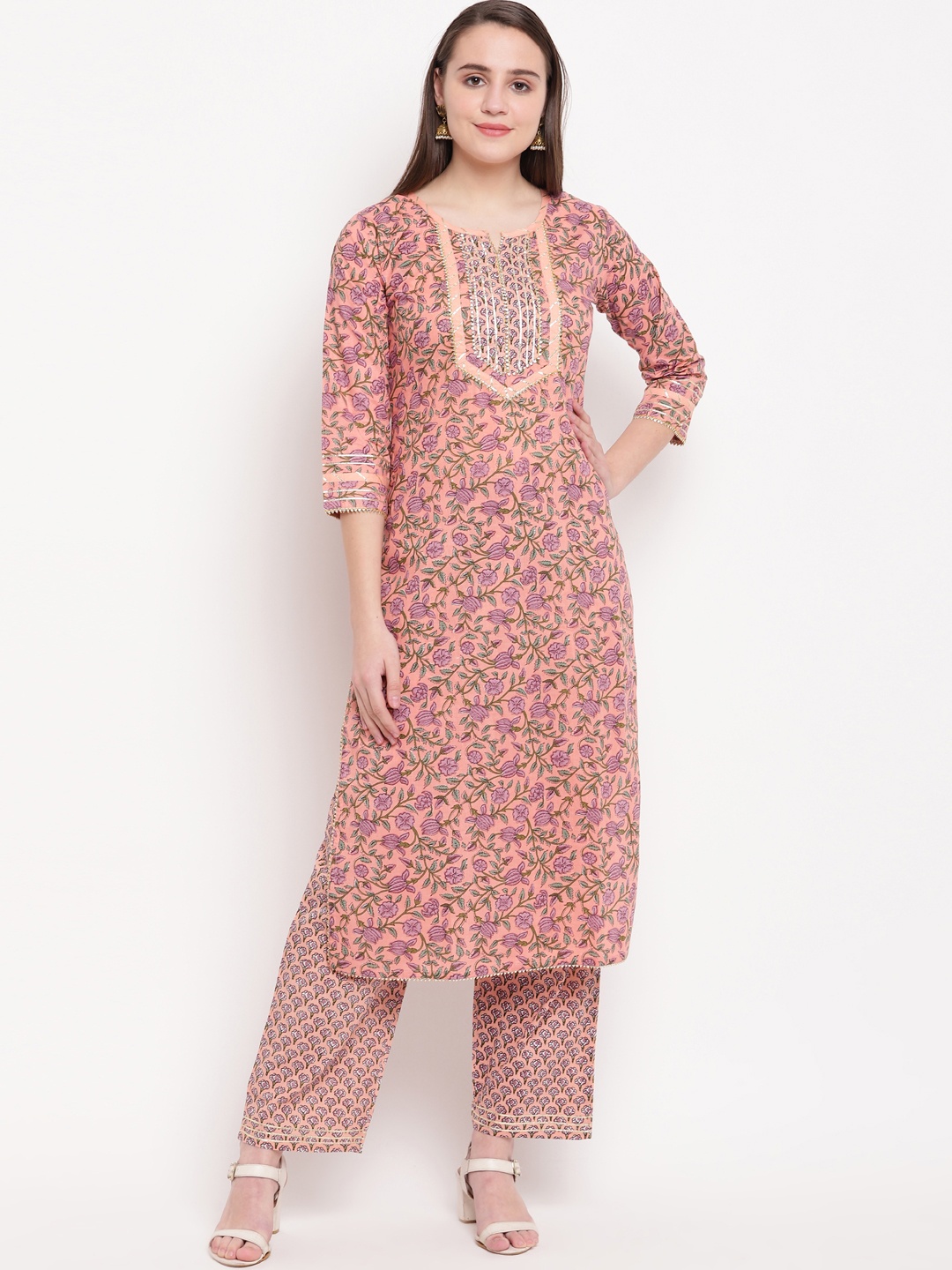 

Vbuyz Women Peach Floral Print Cotton Blend Kurta with Trousers