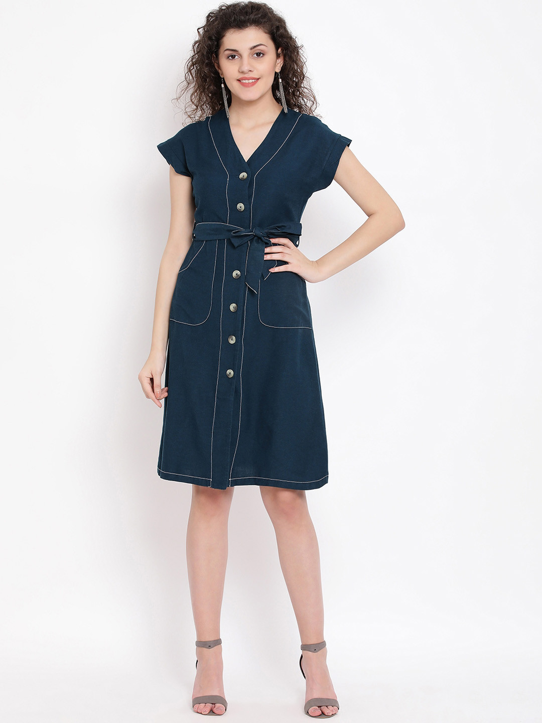 

Oxolloxo Women Navy Blue Solid Fit and Flare Dress