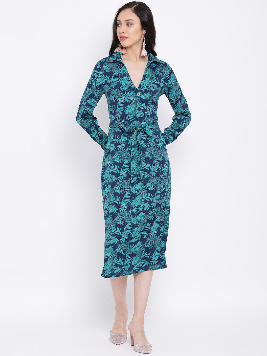 

Oxolloxo Women Navy Blue Printed Wrap Dress