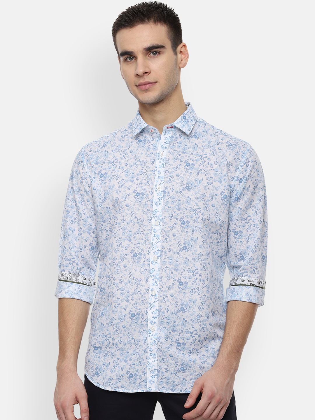 

V Dot Men Blue & White Slim Fit Floral Printed Casual Shirt