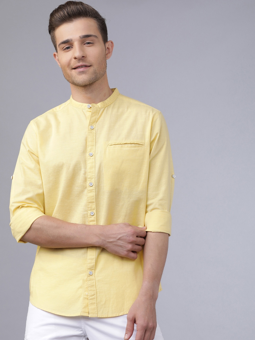 

LOCOMOTIVE Men Yellow Slim Fit Solid Casual Shirt