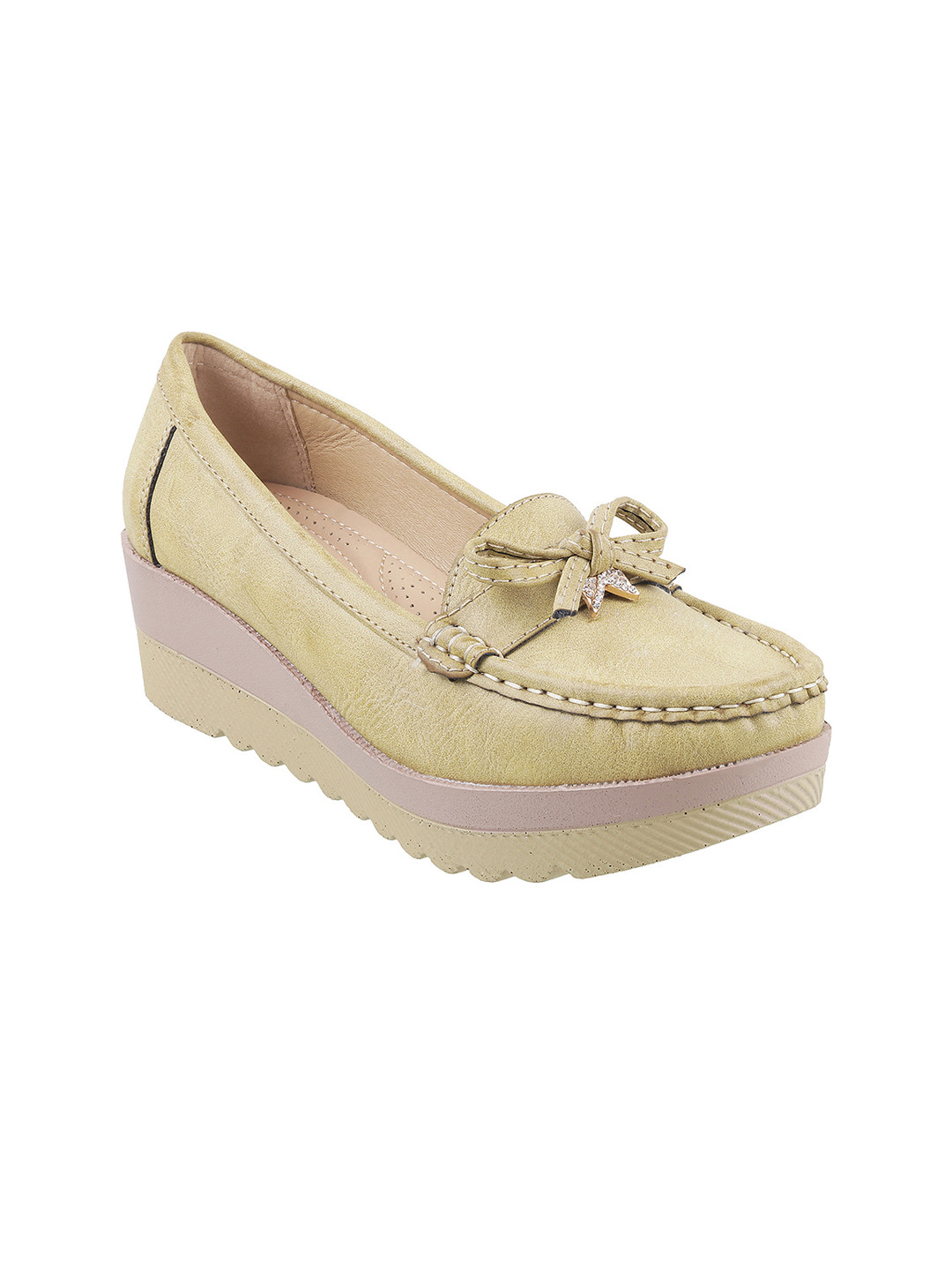 

Metro Women Beige Solid Heeled Loafers