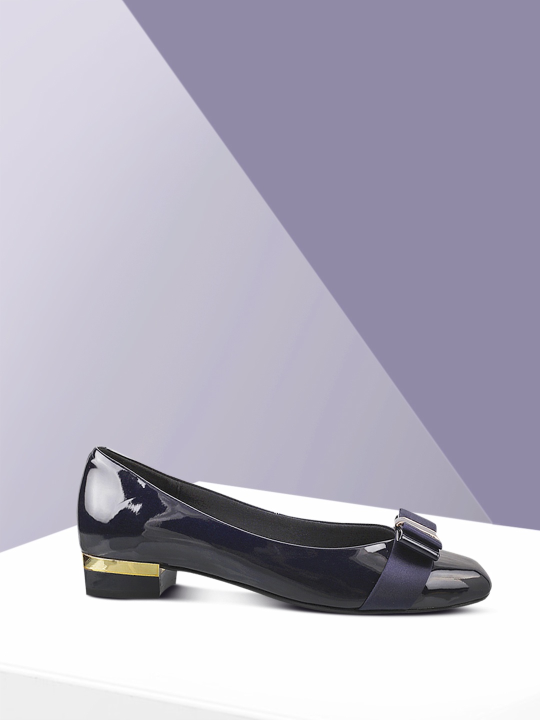 

Metro Women Navy Blue Solid Pumps