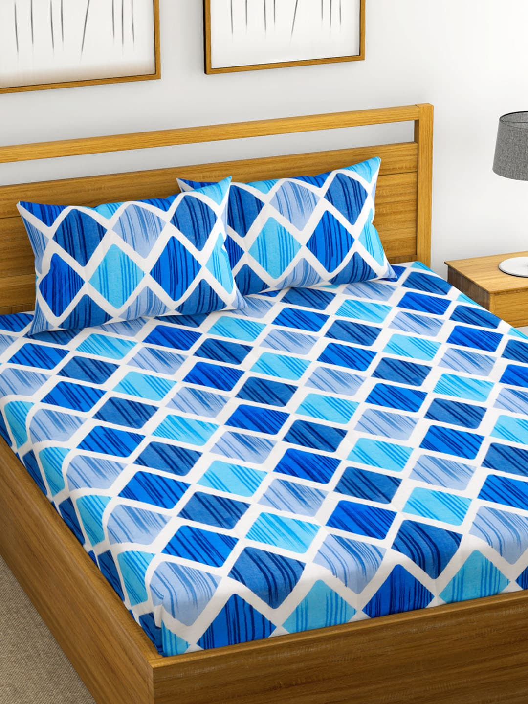 

URBAN SPACE Blue Geometric 144 TC Cotton 1 Queen Bedsheet with 2 Pillow Covers