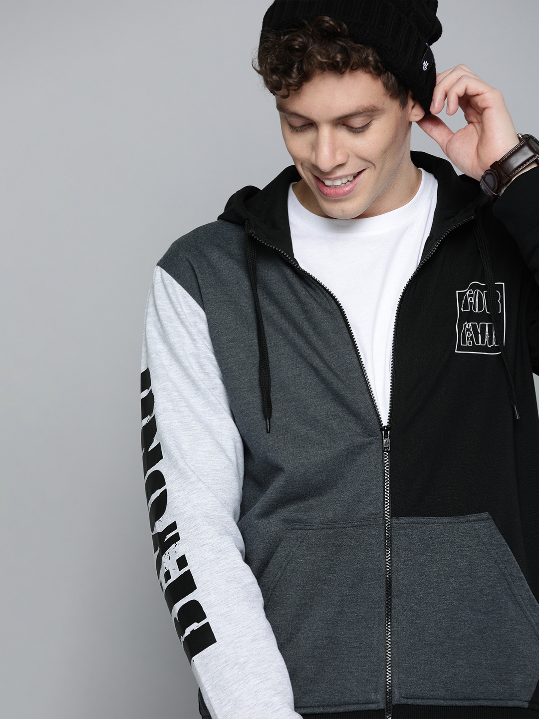 

HERE&NOW Men Charcoal Grey & Black Colourblocked Hooded Sweatshirt