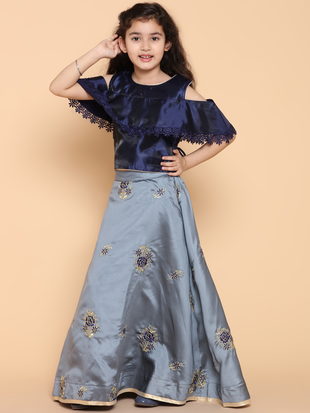 

ADIVA Girls Grey & Blue Solid Ready to Wear Lehenga & Blouse with Dupatta