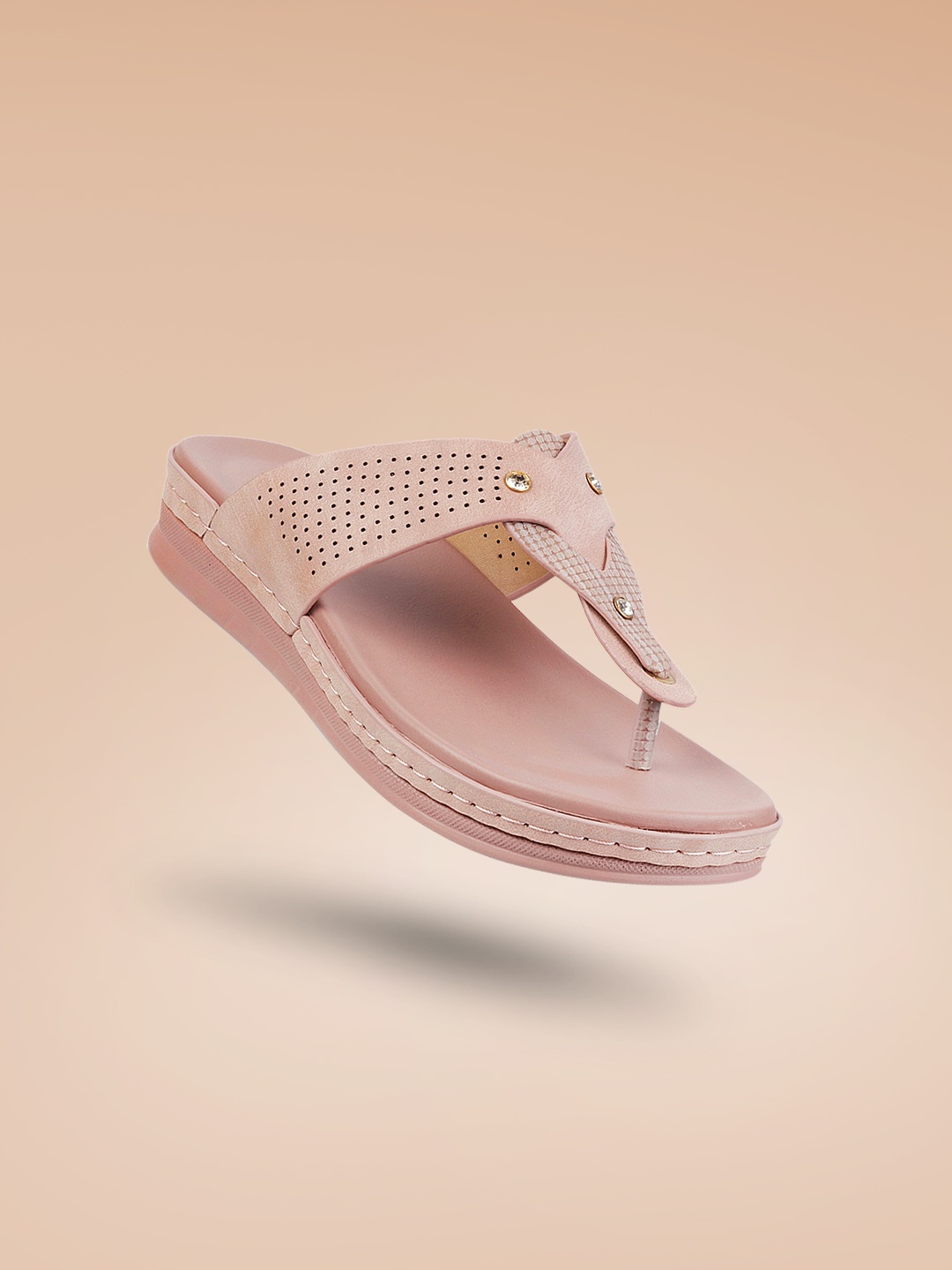 

Metro Women Pink Solid Sandals