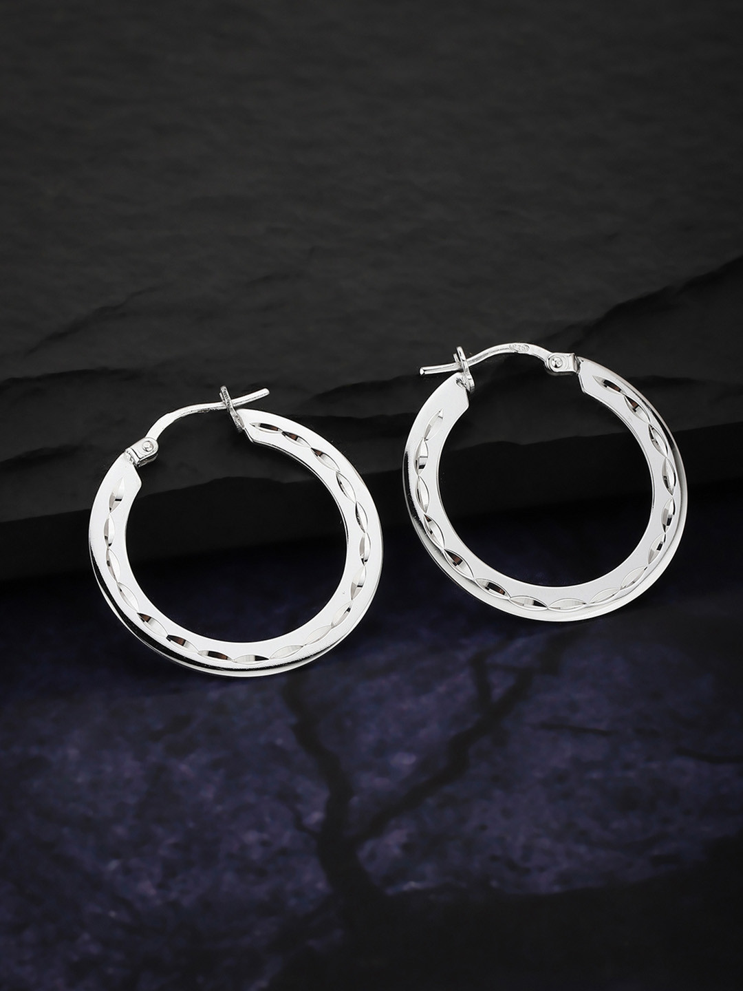 

Carlton London 925 Sterling Silver- Rhodium-Plated Textured Circular Hoop Earrings