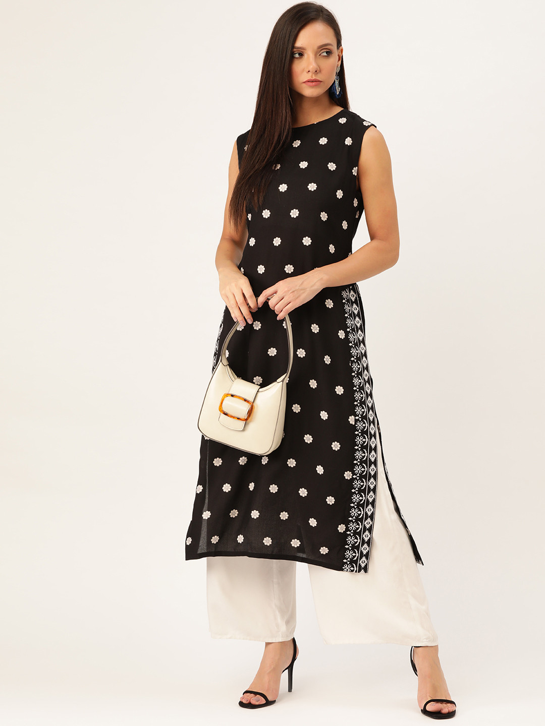 

Moda Rapido Women Black & White Printed Straight Kurta
