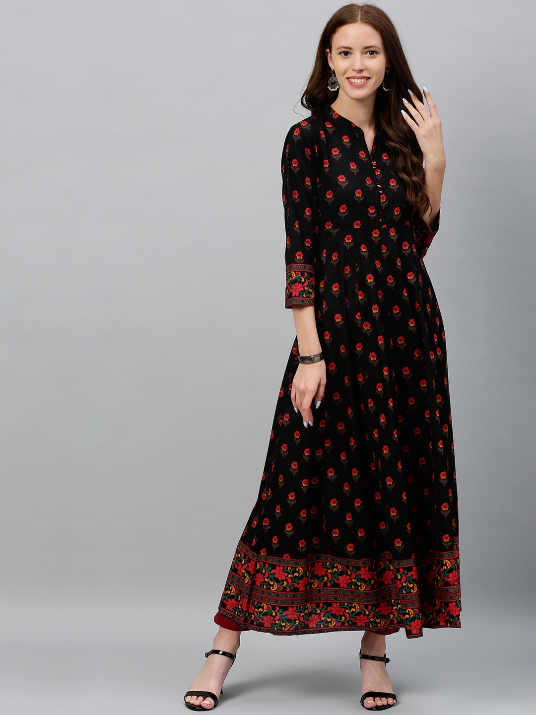 

kipek Women Black & Red Printed A-Line Kurta