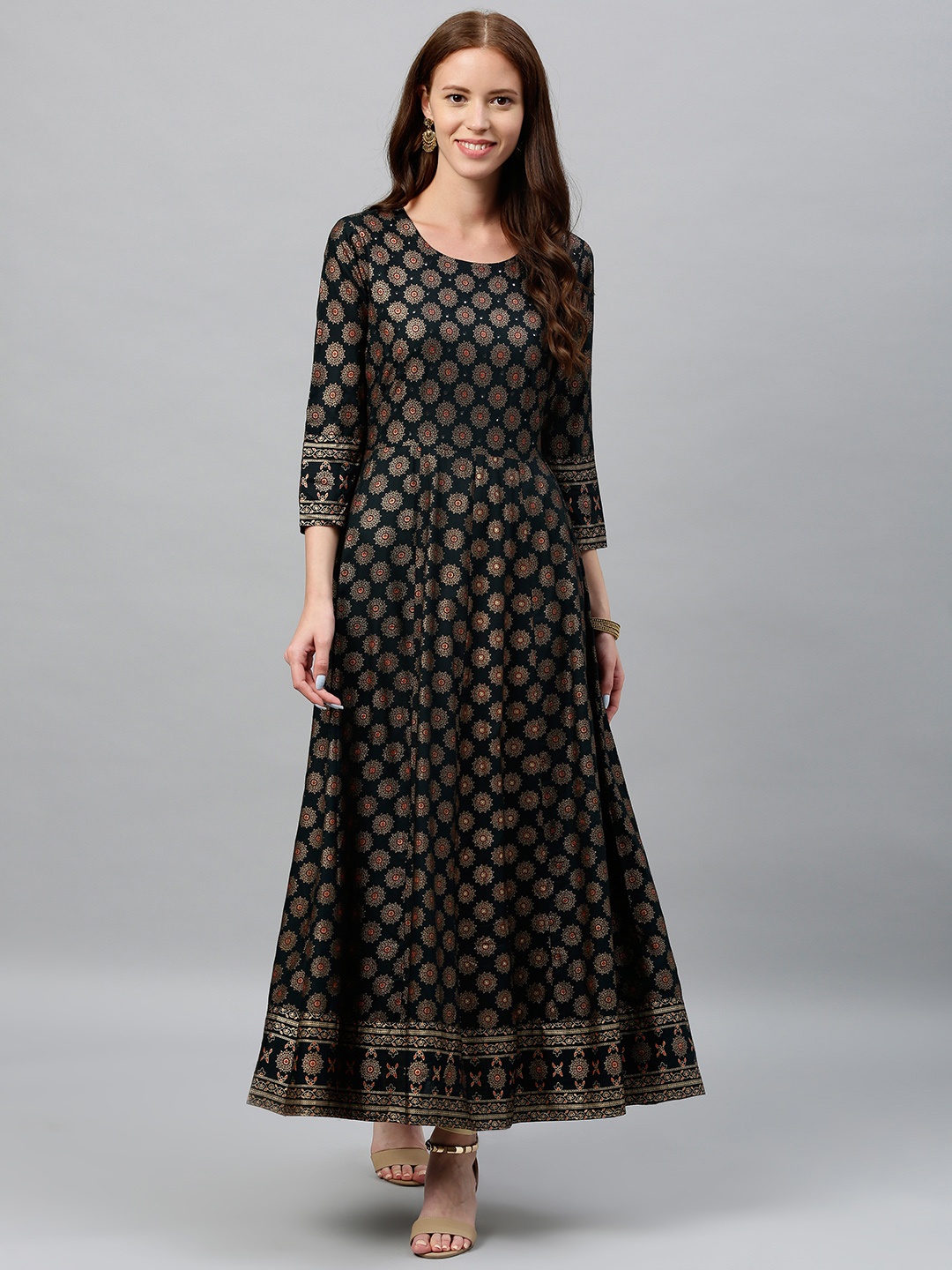 

kipek Women Black Woven Design A-Line Kurta