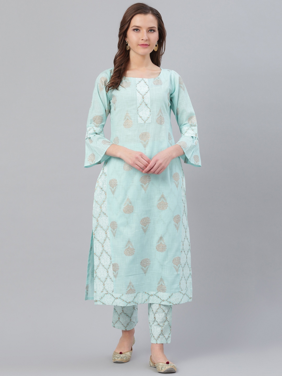 

Ives Women Blue & White Floral Print Kurta with Trousers