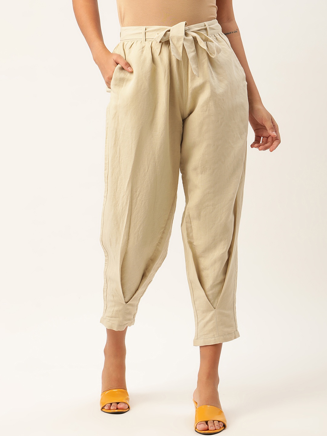 

ROOTED Women Cream-Coloured Regular Fit Solid Linen Peg Trousers