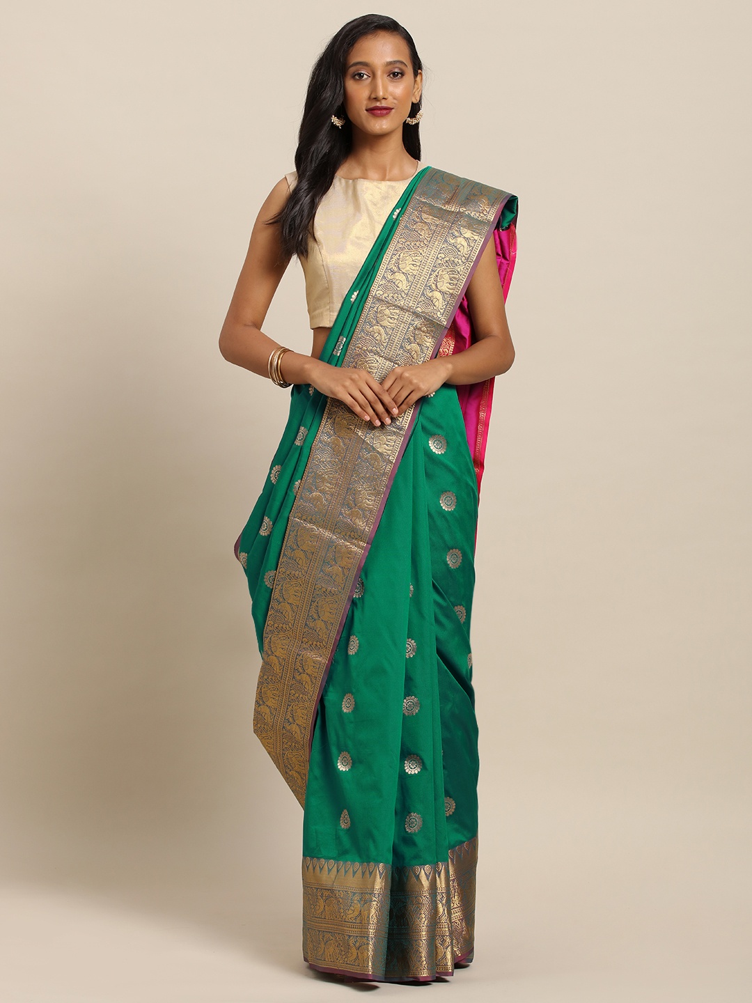 

VASTRANAND Green Silk Blend Woven Design Kanjeevaram Saree