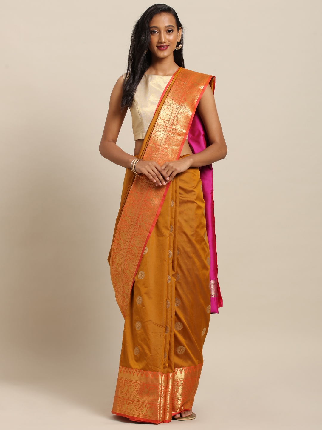 

VASTRANAND Mustard & Gold-Toned Silk Blend Printed Kanjeevaram Saree
