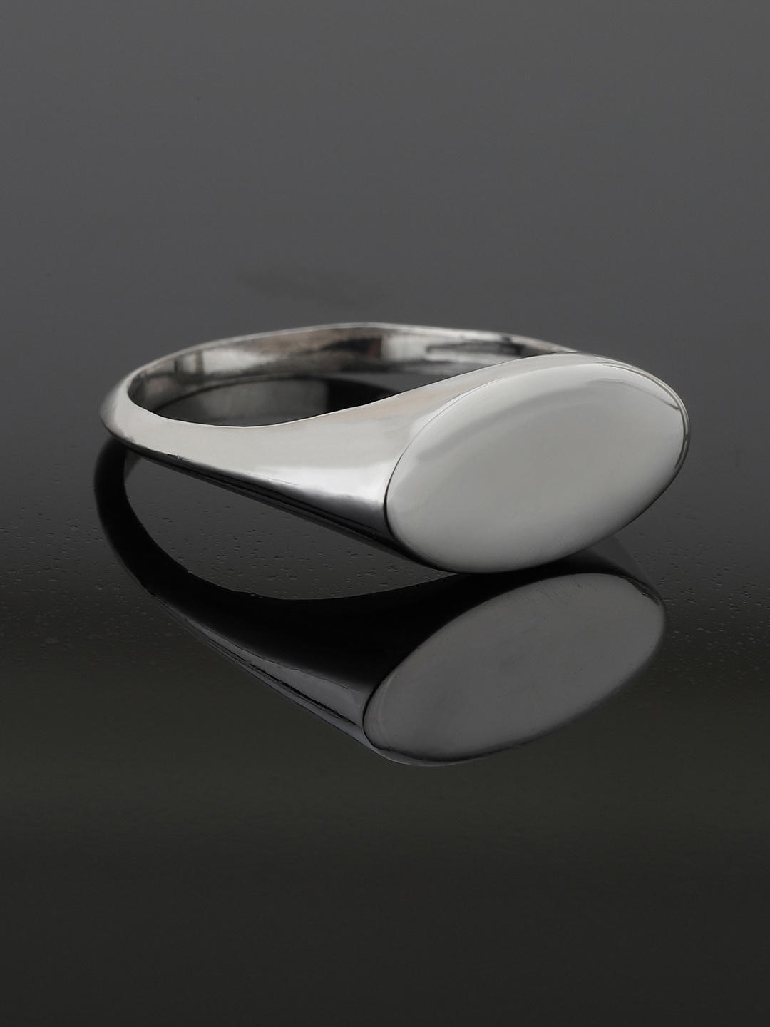 

Carlton London Men Silver-Toned Rhodium-Plated Finger Ring