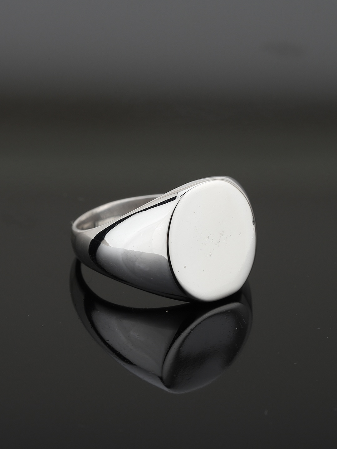 

Carlton London Men Silver-Toned Rhodium-Plated Finger Ring