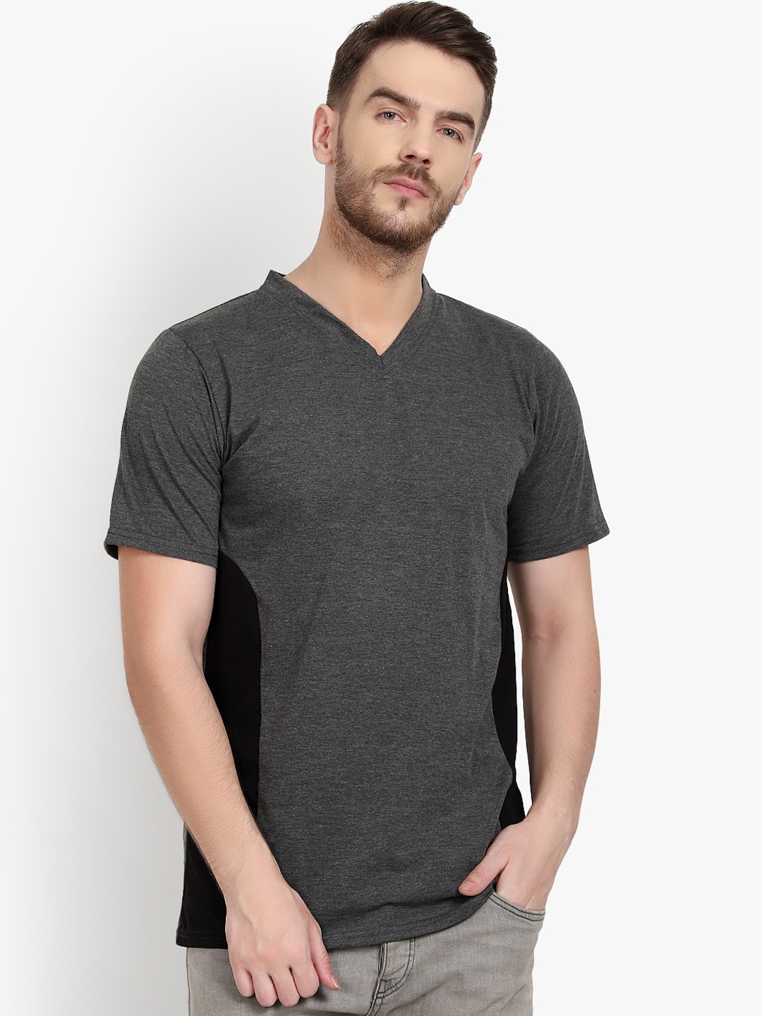 

PAUSE SPORT Men Charcoal Grey Black Colourblocked V-Neck Pure Cotton T-shirt