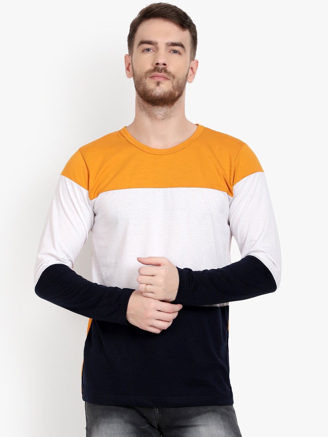 

PAUSE SPORT Men Yellow & White Colourblocked Round Neck T-shirt