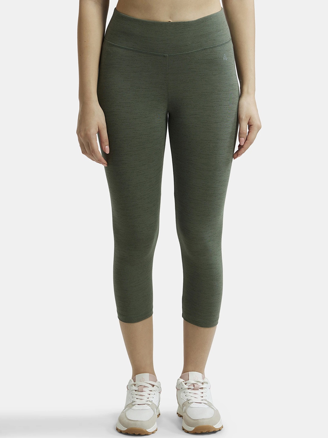

Jockey Women Green Solid Slim Fit Capris