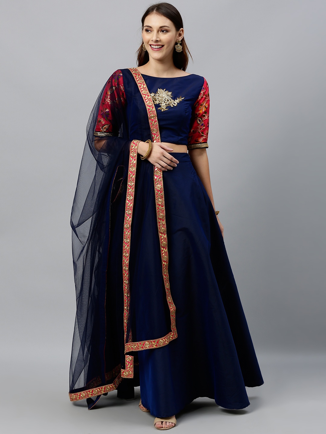 

Ethnovog Navy Blue Made to Measure Embellished Lehenga Blouse with Dupatta