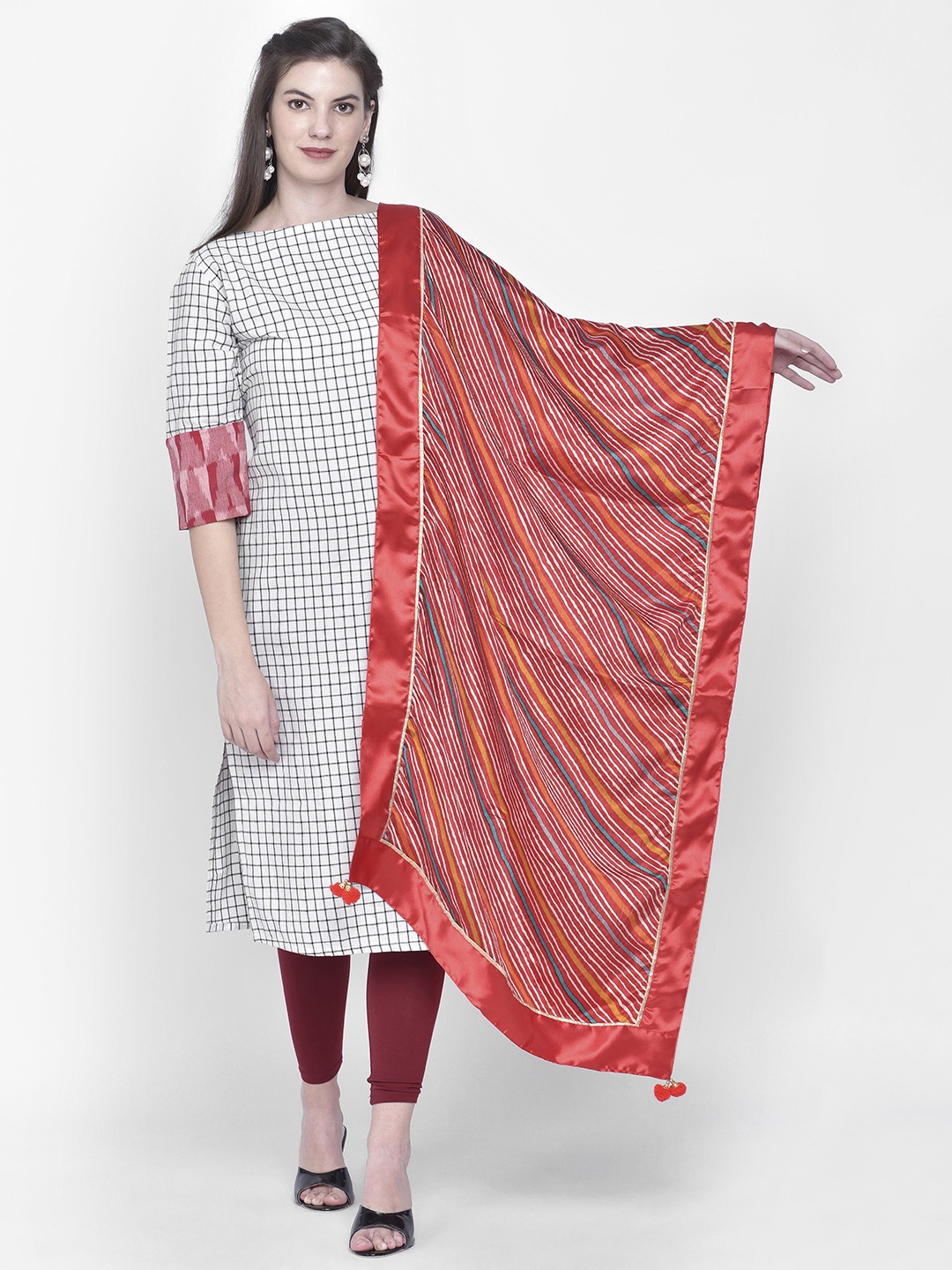 

Dupatta Bazaar Red & White Leheriya Dupatta