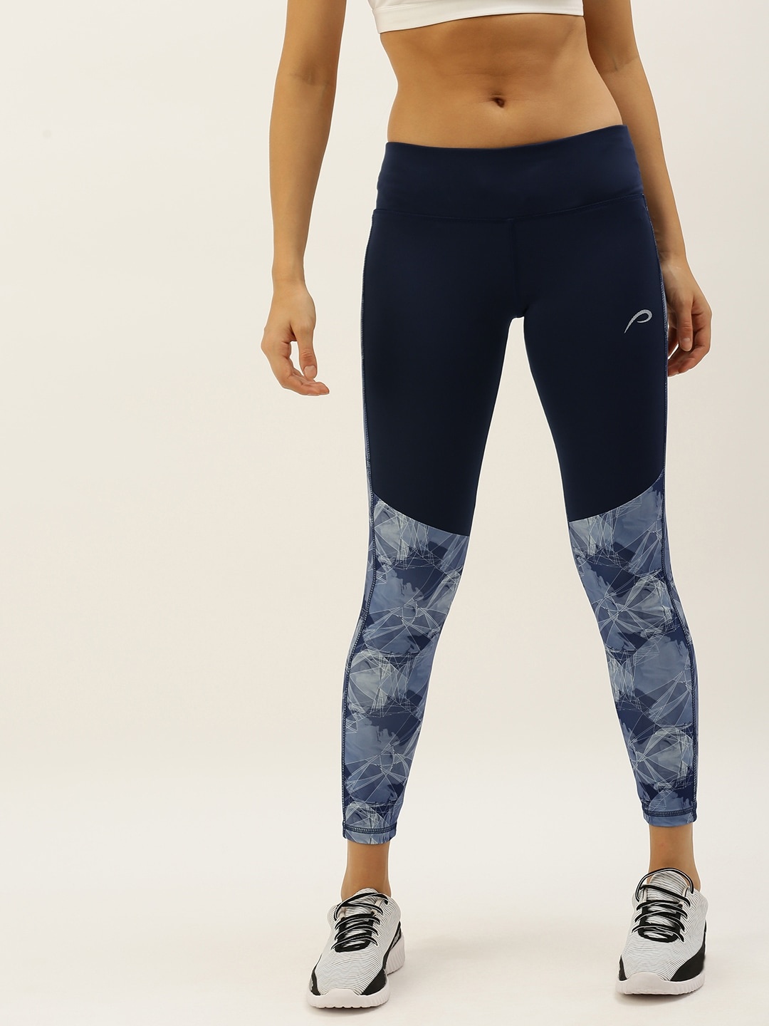 

Proline Active Women Blue & Off-White Performance Fit Printed Cropped Tights