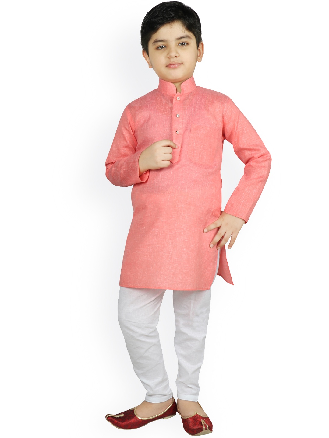 

SG YUVRAJ Boys Pink & White Solid Kurta with Pyjamas
