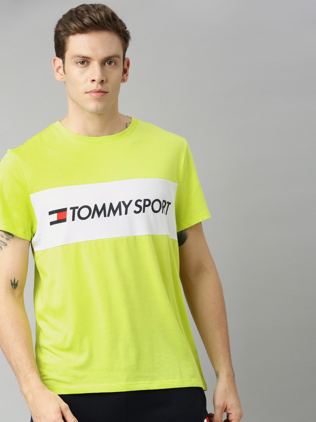 

Tommy Hilfiger Men Yellow & White Printed Round Neck T-shirt