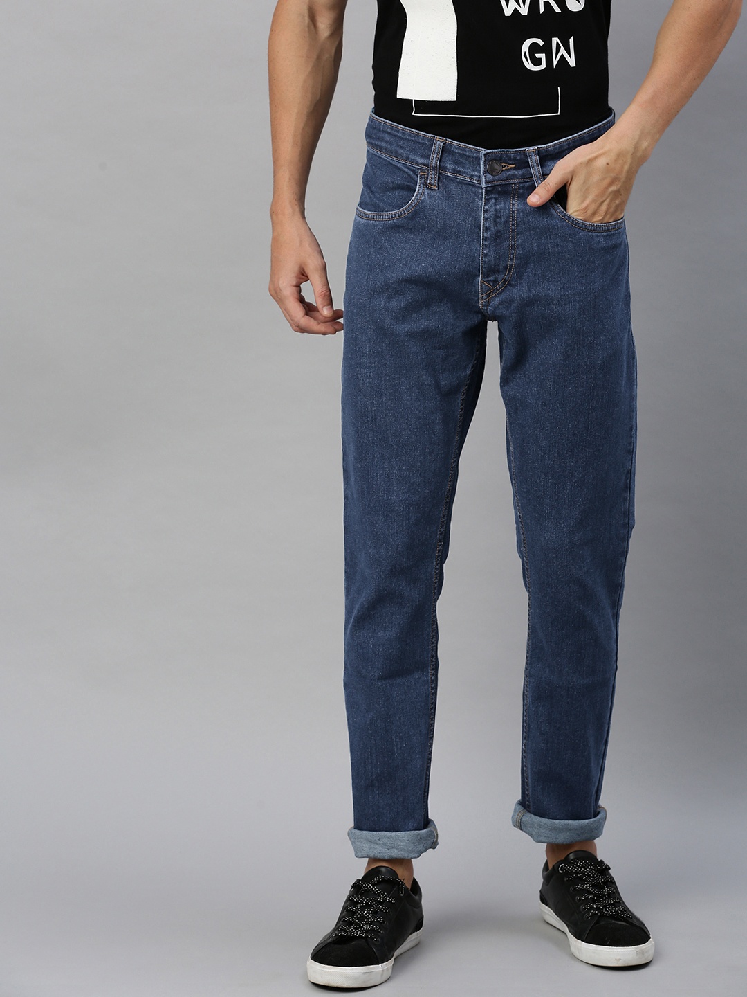 WROGN Men Black Slim Fit Mid-Rise Clean Look Jeans