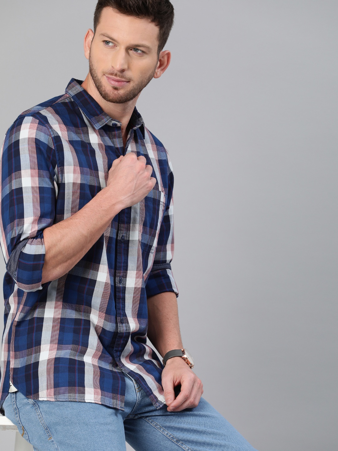

WROGN Men Blue & Pink Slim Fit Checked Casual Shirt