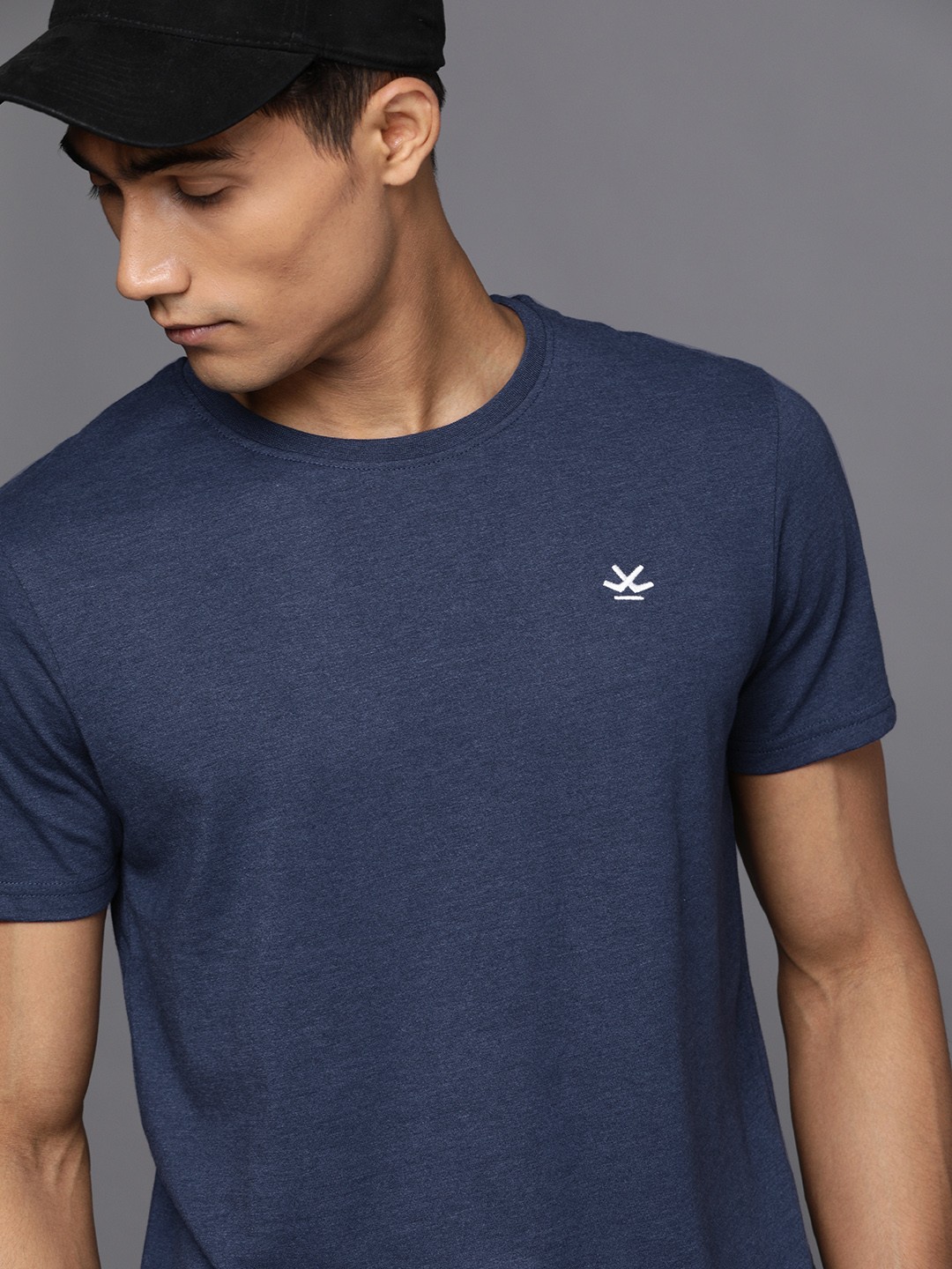 

WROGN Men Navy Blue T-shirt