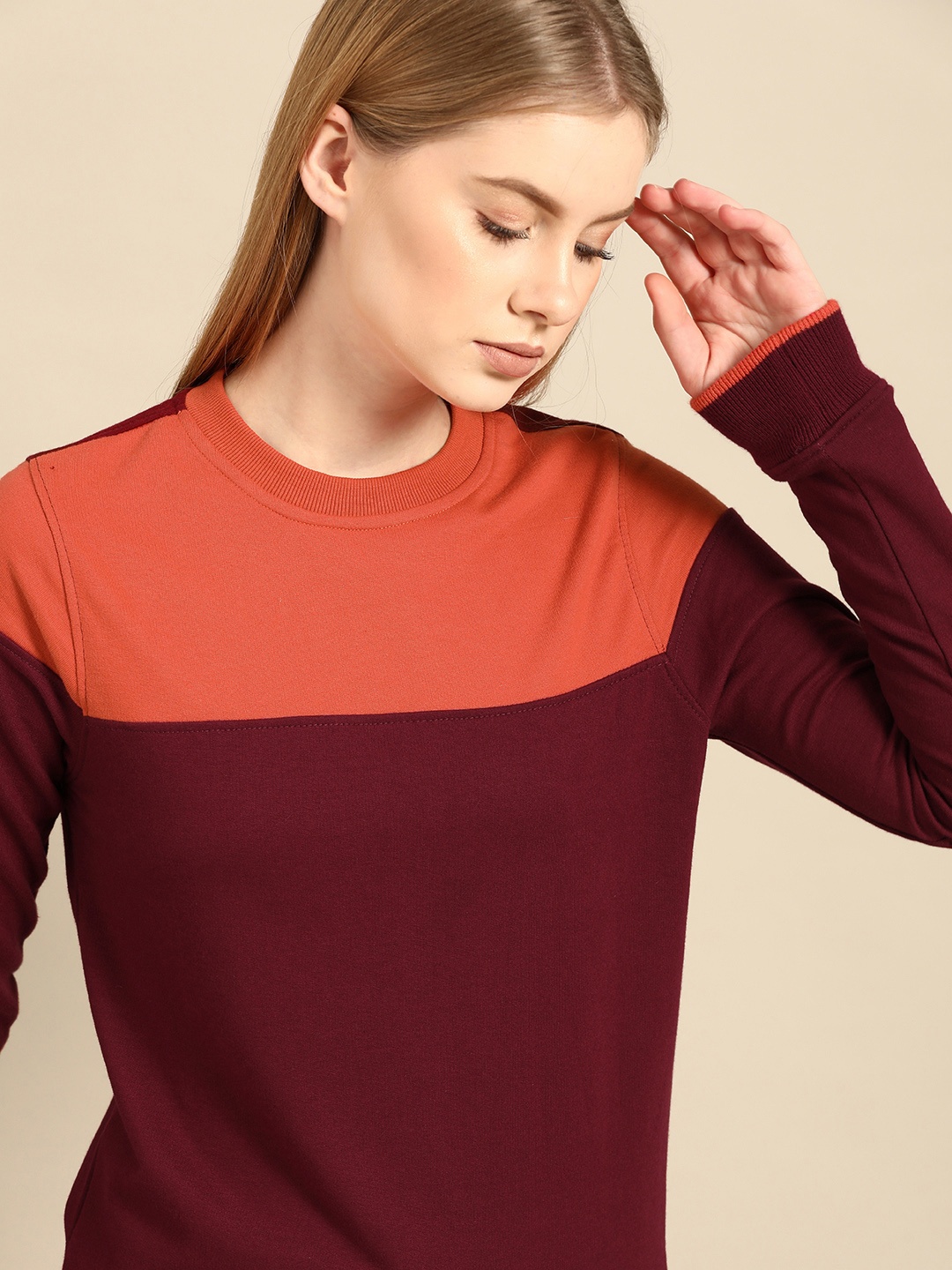 

ether Women Maroon & Orange Colourblocked Sweatshirt