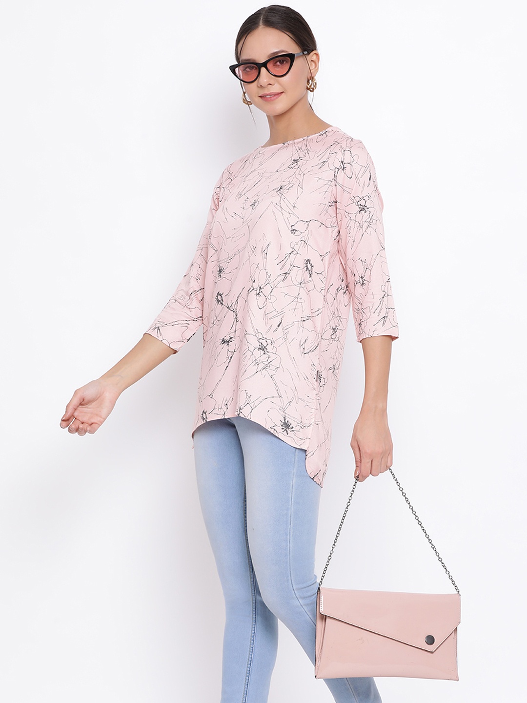 

Crimsoune Club Women Pink & Grey Printed High-Low Top