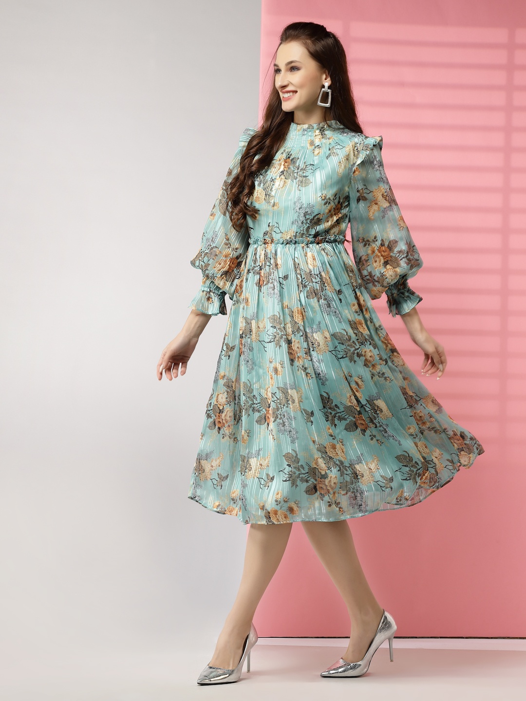 

KASSUALLY Turquoise Blue & Beige FloralPrinted Fit and Flare Dress