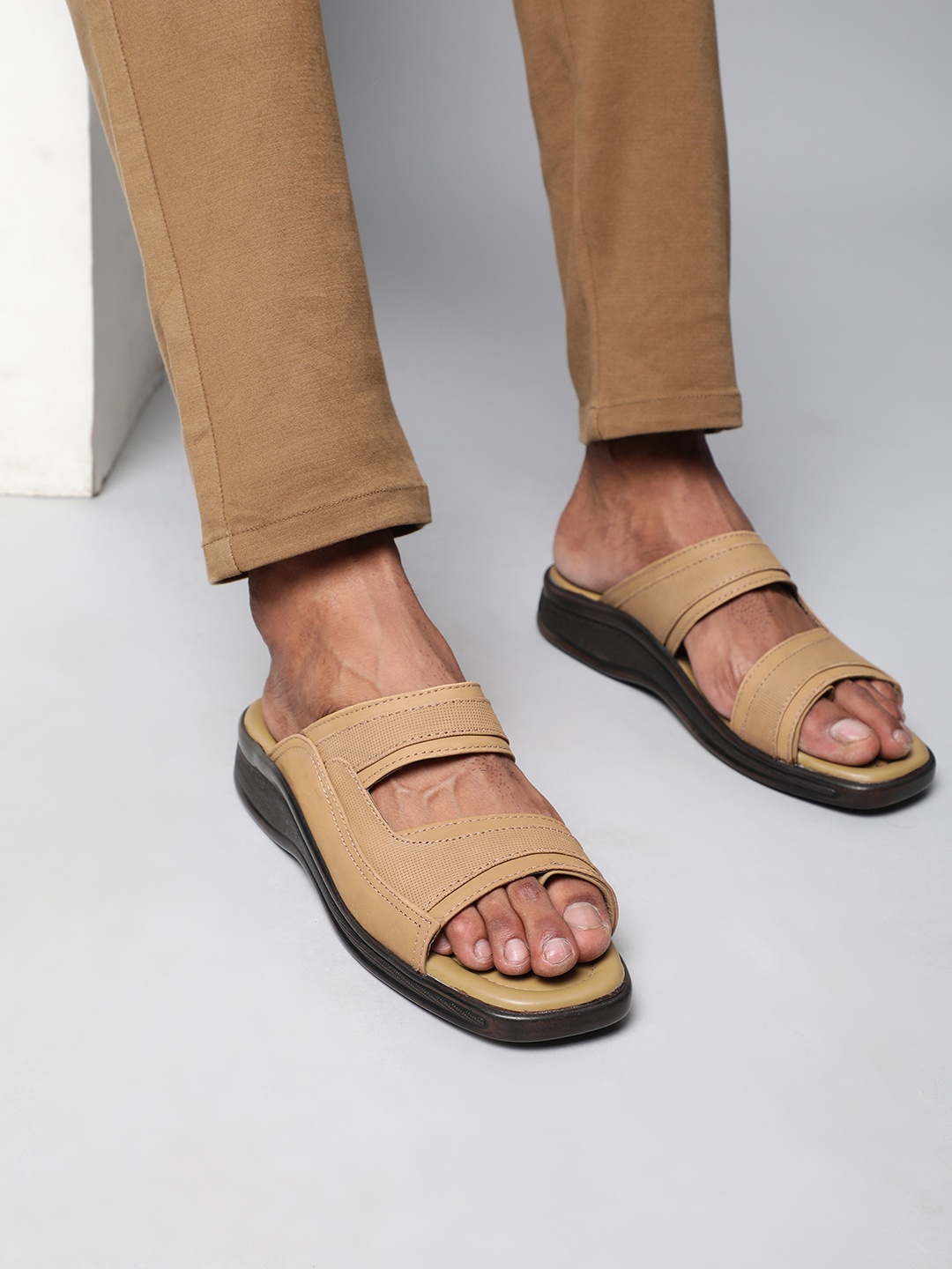 

Liberty Men Brown Leather Comfort Sandals
