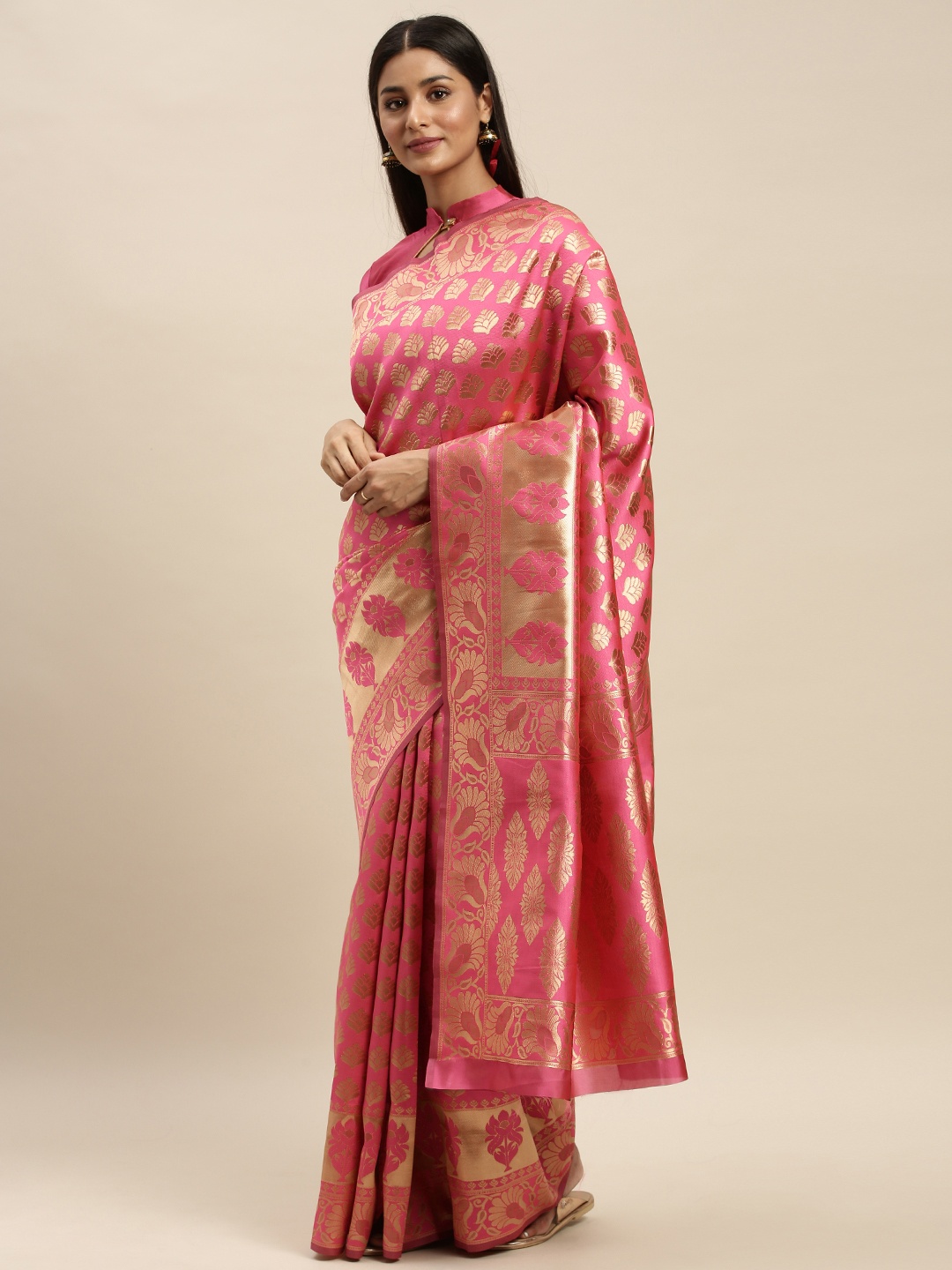 

Mitera Pink & Gold-Toned Silk Blend Woven Design Kanjeevaram Saree