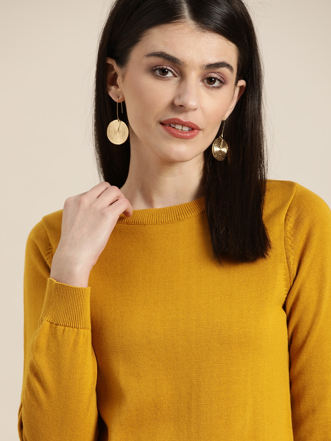 

INVICTUS Women Mustard Yellow Solid Pullover Sweater