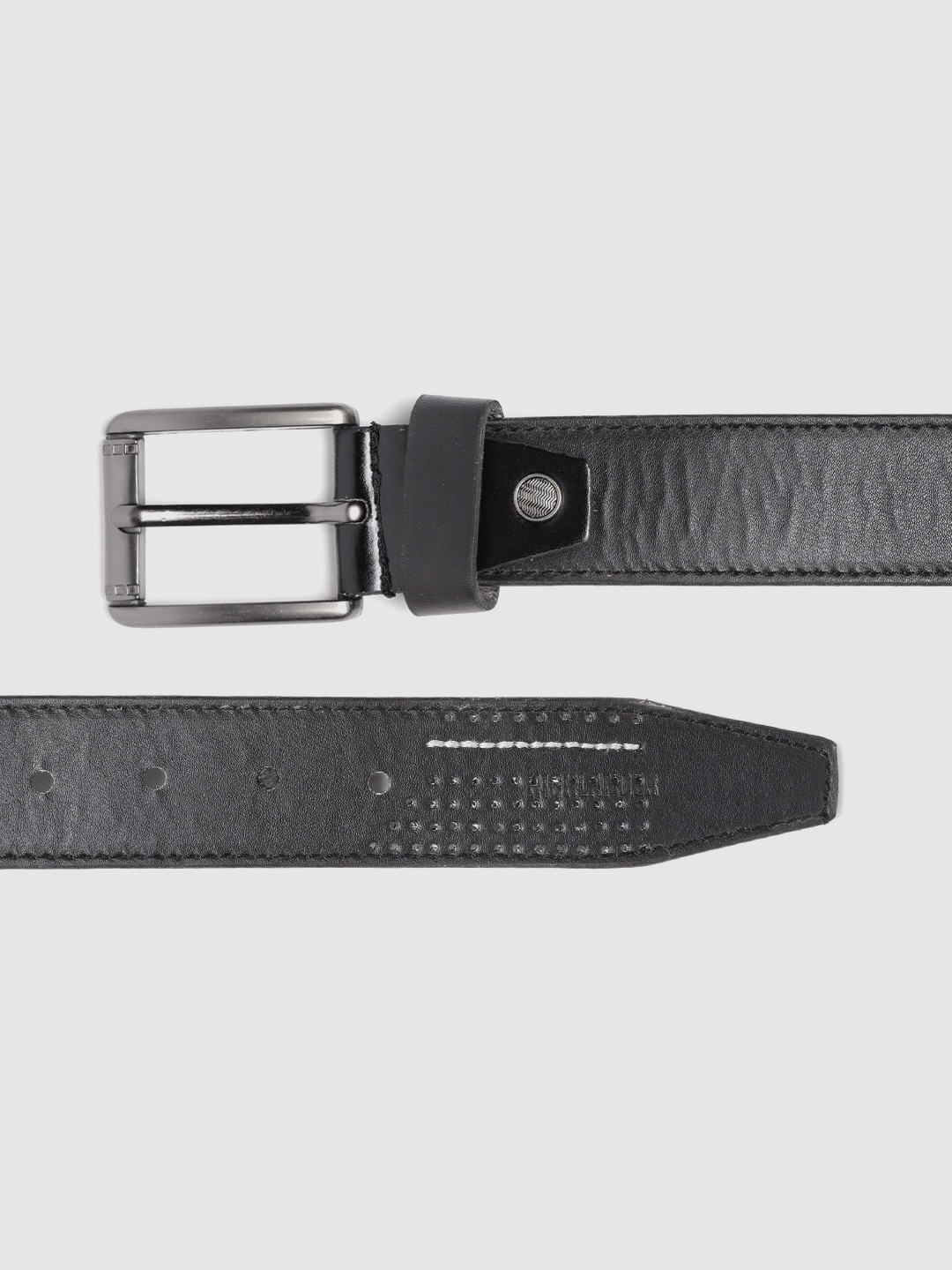 

HIGHLANDER Men Black Solid Belt