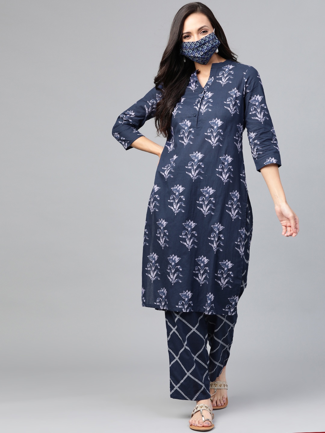 

HERE&NOW Women Navy Blue & Grey Printed Kurta with Trousers