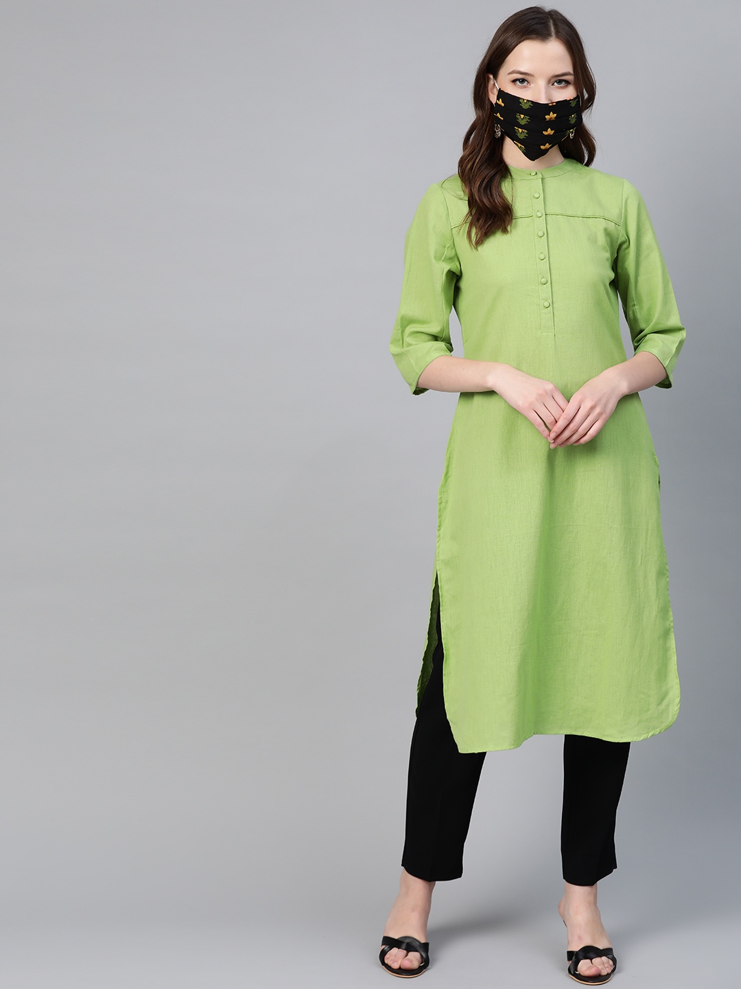 

HERE&NOW Women Green Solid Straight Kurta