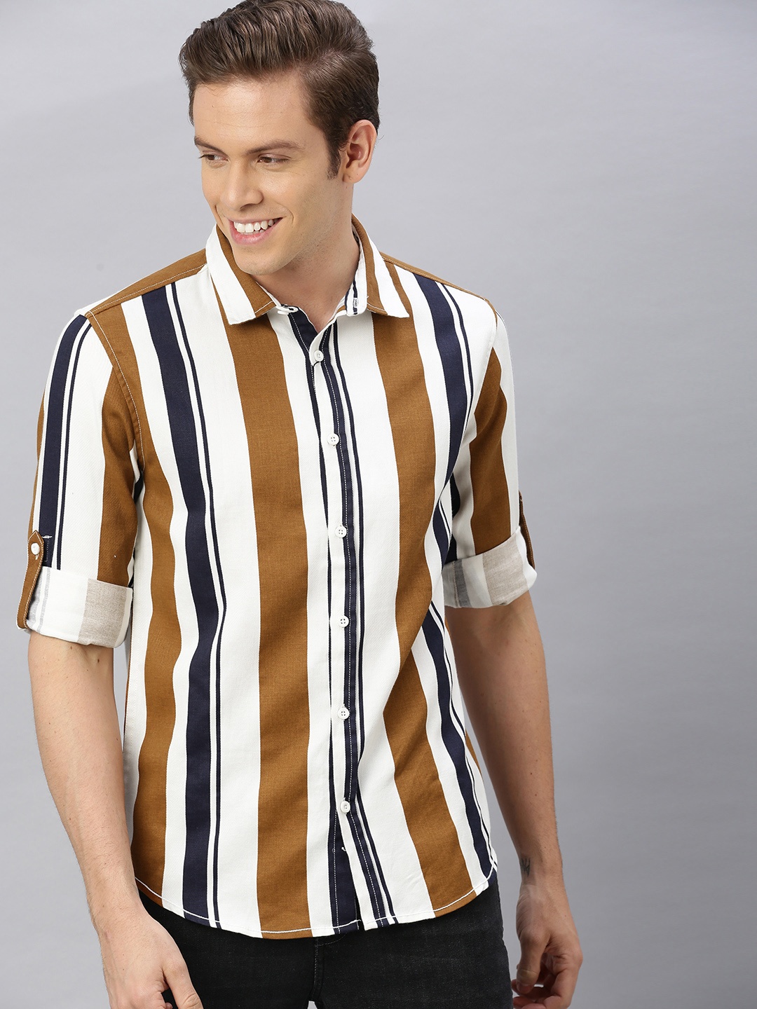 

HERE&NOW Men White & Brown Slim Fit Striped Casual Shirt