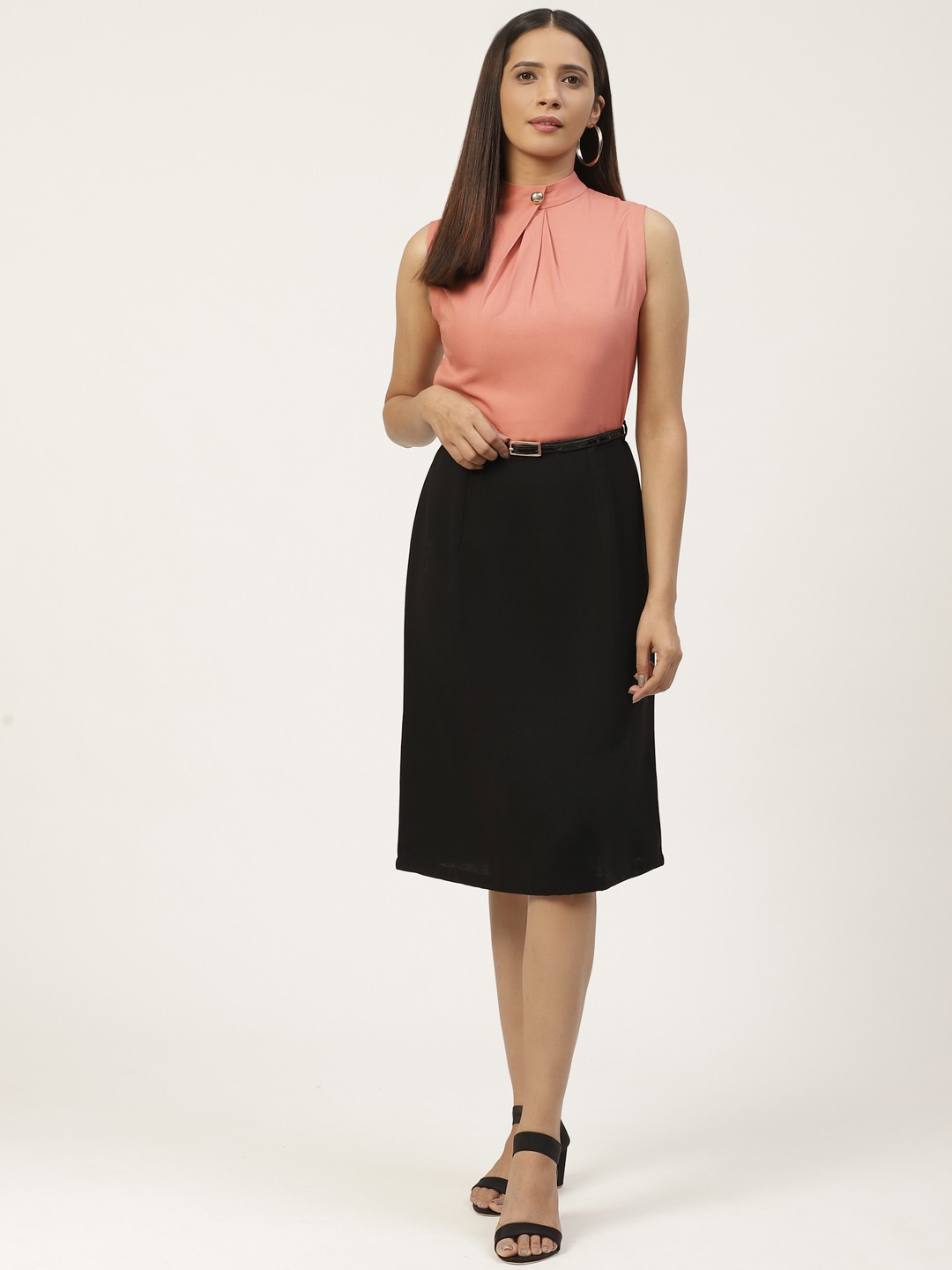 

WoowZerz Women Pink & Black Colourblocked A-Line Dress