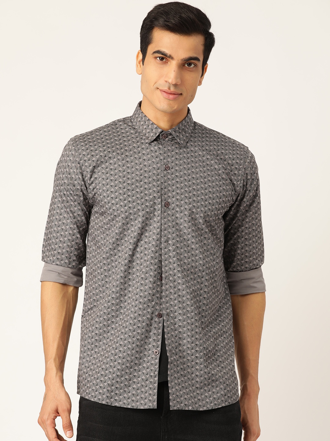 

SOJANYA Men Grey & Black Regular Fit Printed Casual Shirt