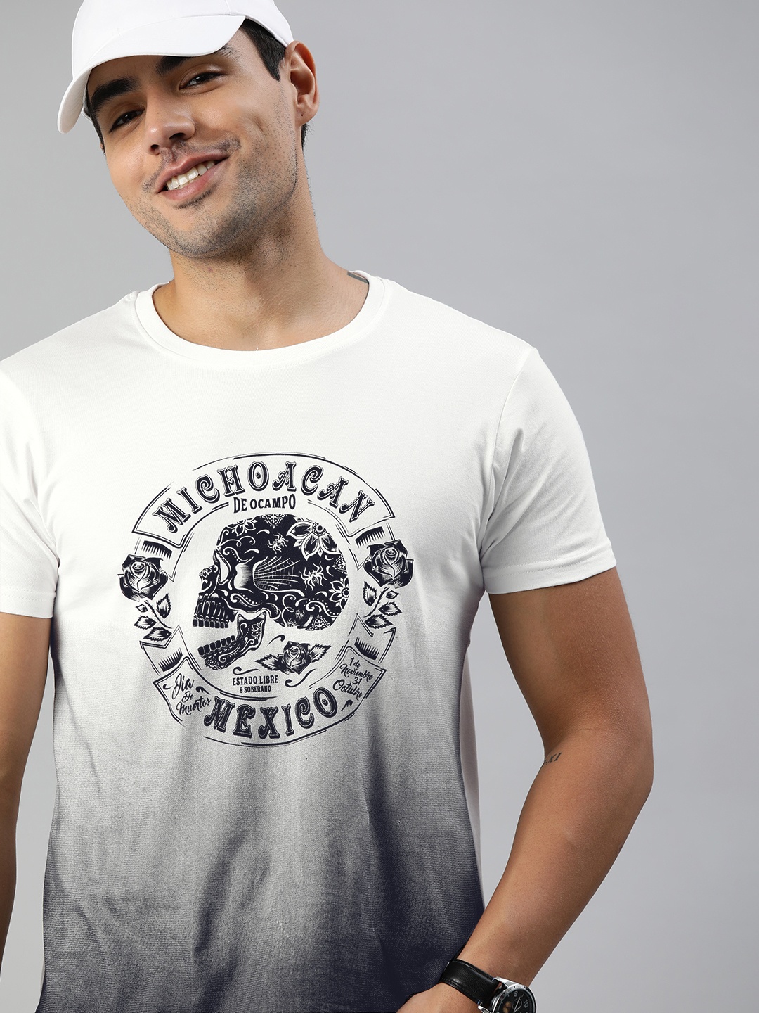 

HERENOW Men White Printed Ombre Round Neck Ombre Pure Cotton T-shirt