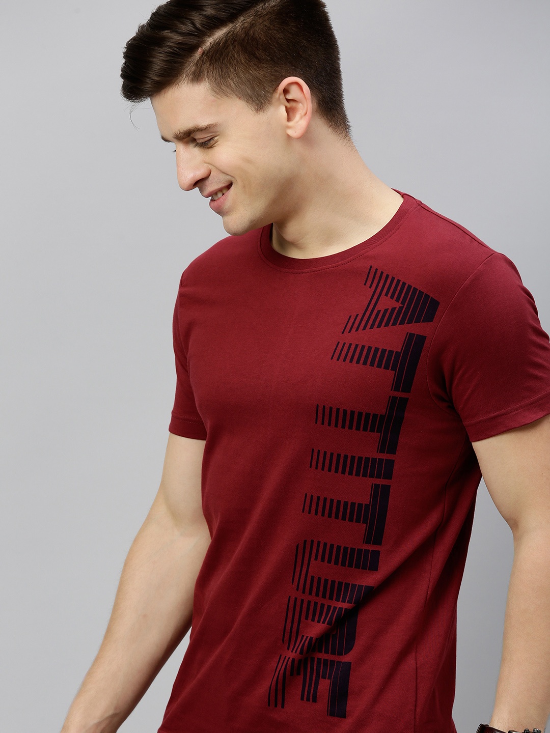 

HERE&NOW Men Maroon Printed Round Neck T-shirt
