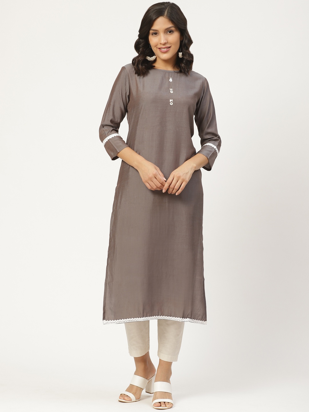 

shiloh Women Grey & Off-White Solid Kurta with Trousers
