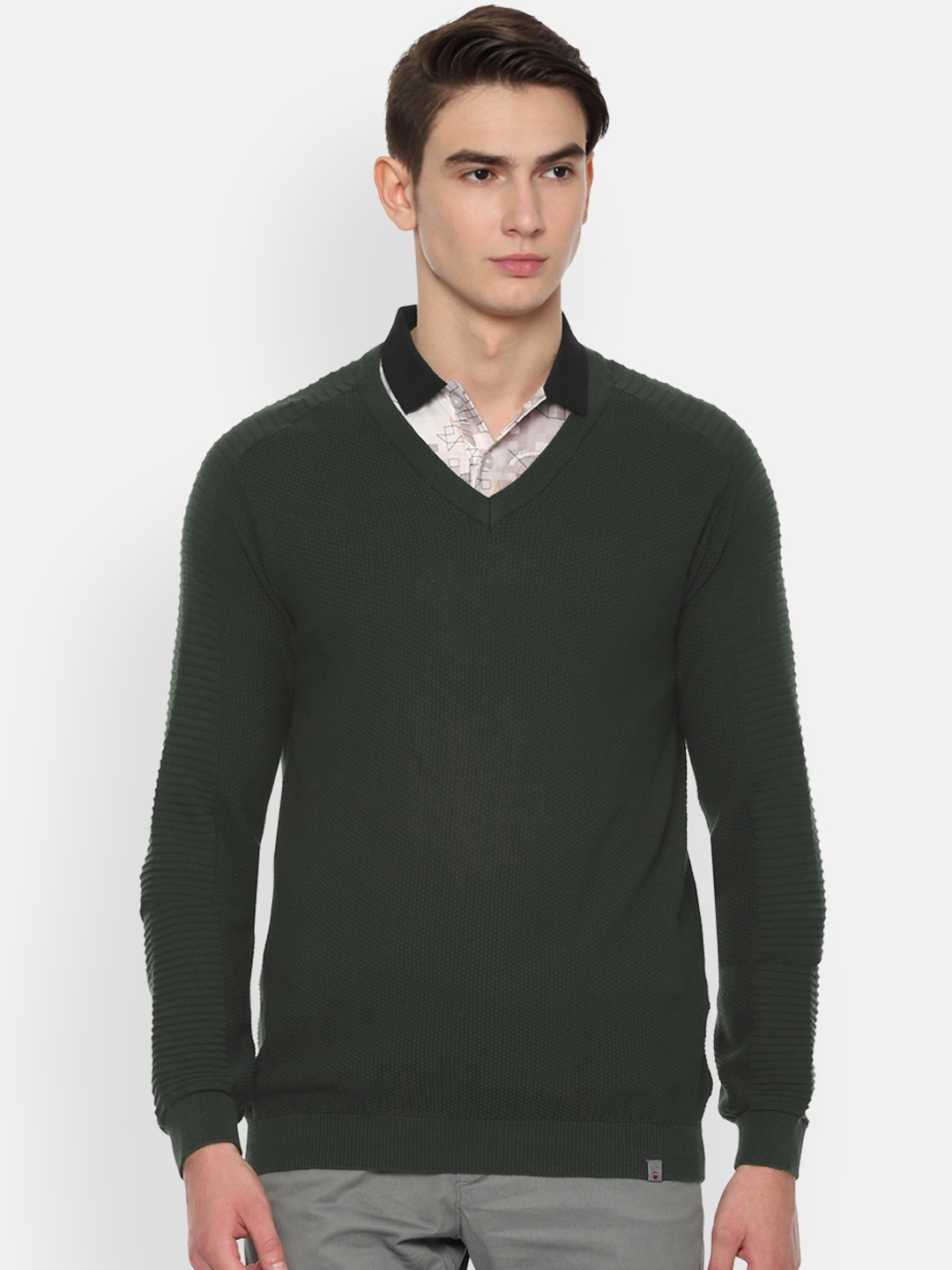 

Louis Philippe Sport Men Olive Green Solid Pullover Sweater