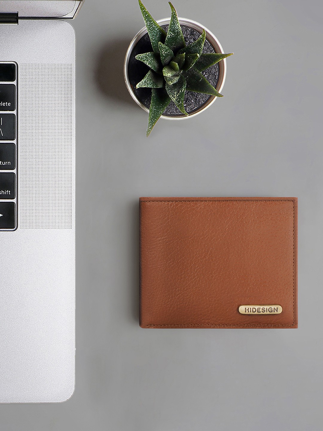 

Hidesign Men Tan Solid Two Fold Wallet